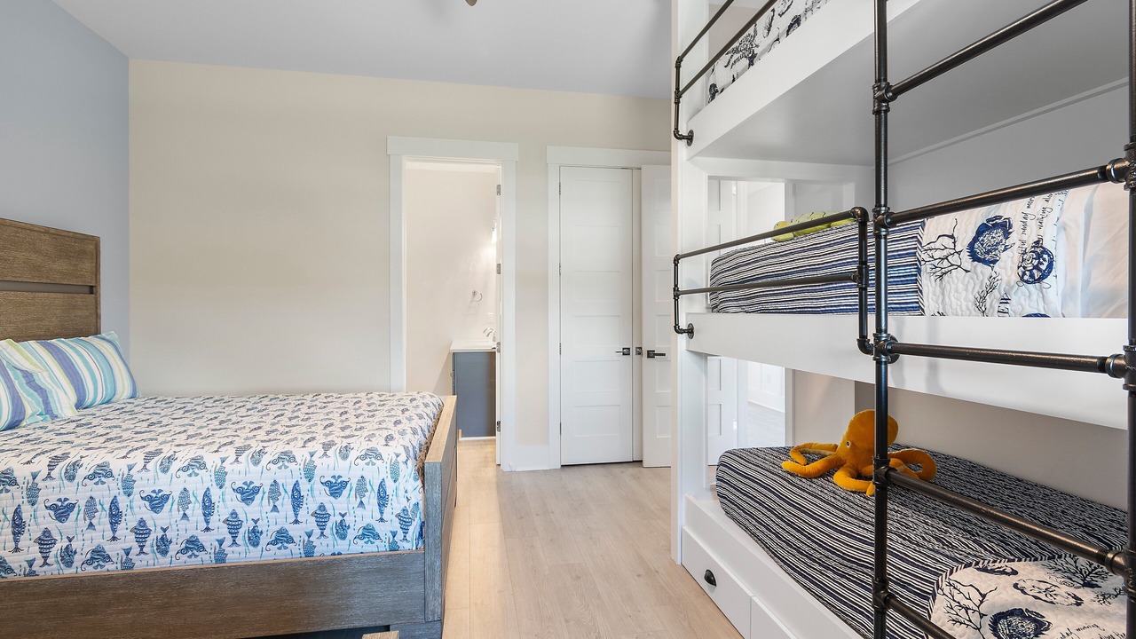 Photo of Bedroom in Ocean Isle Beach
