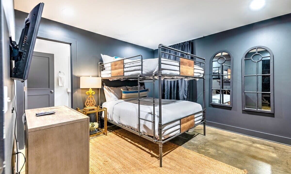 Photo of Bedroom in Berry Hill