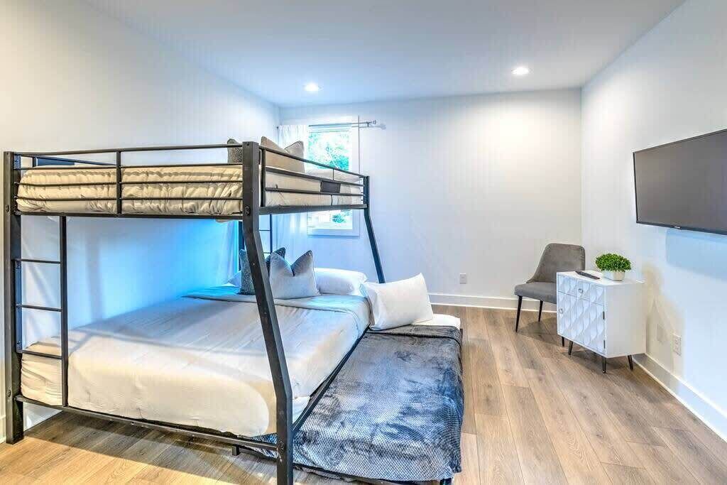 Photo of Bedroom in Berry Hill