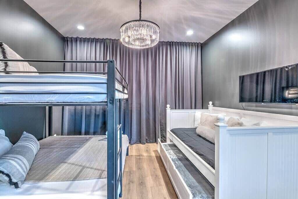 Photo of Bedroom in Berry Hill