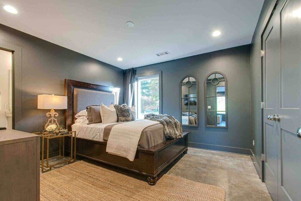 Photo of Bedroom in Berry Hill
