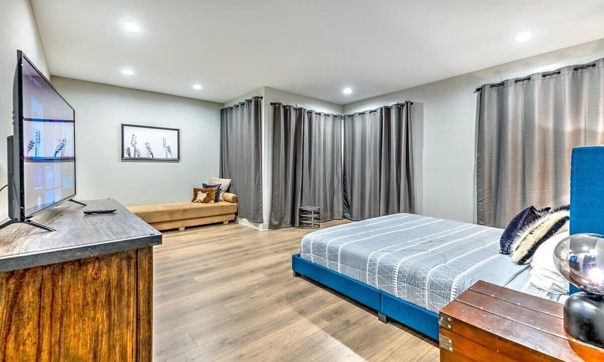 Photo of Bedroom in Berry Hill