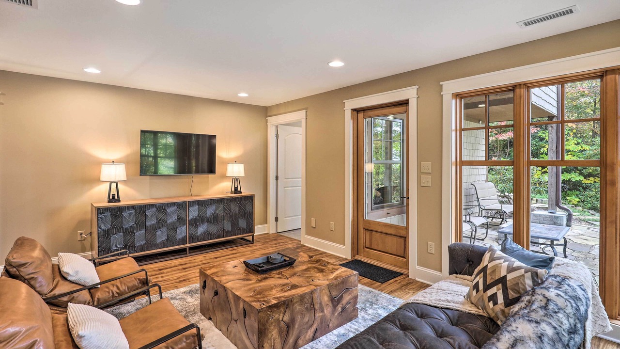 Photo of Bedroom in Laurel Ridge