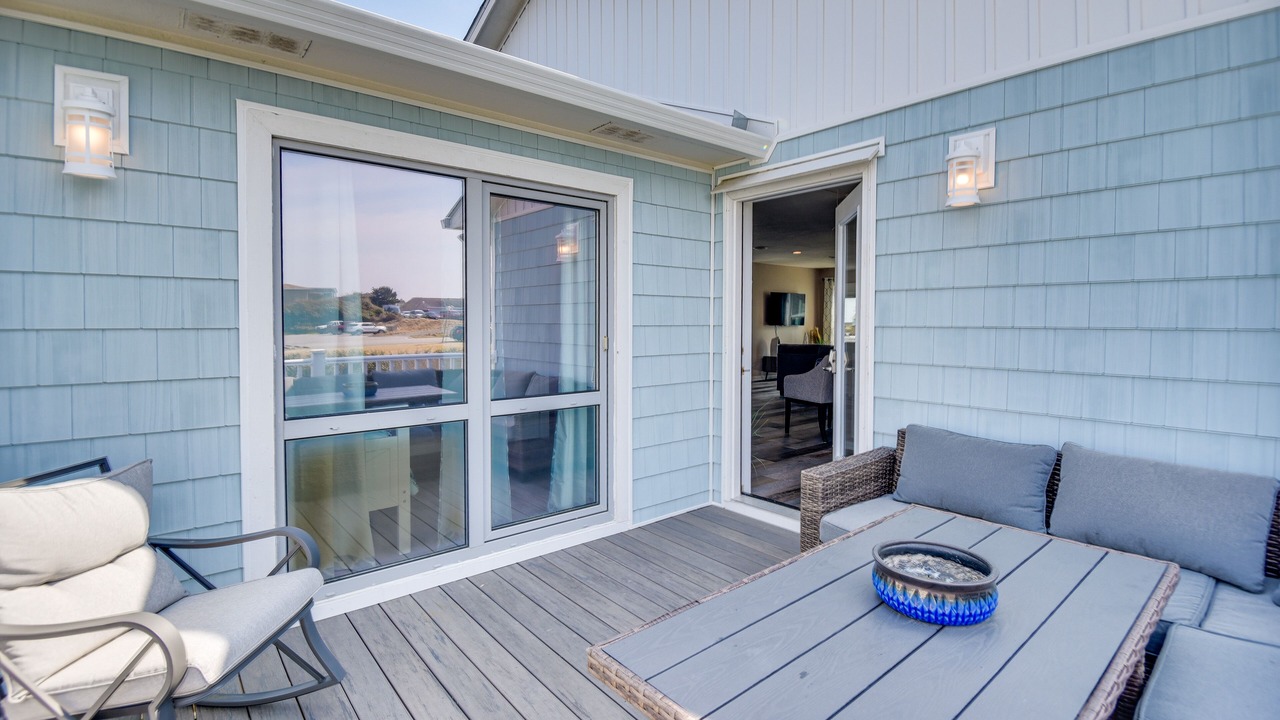 Photo of Patio Balcony in Sea Scape