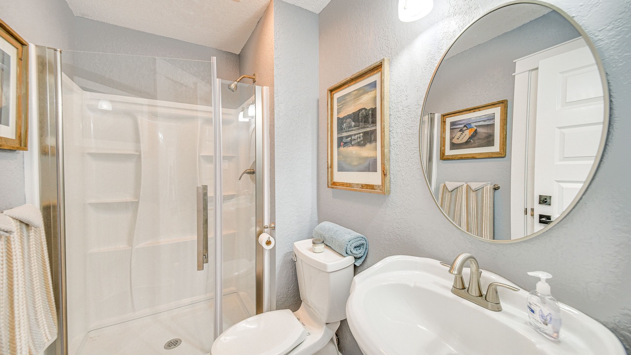 Photo of Bathroom in Sea Scape