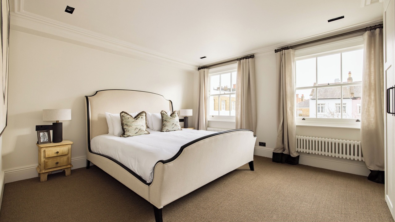 Photo of Bedroom in Royal Borough of Kensington and Chelsea