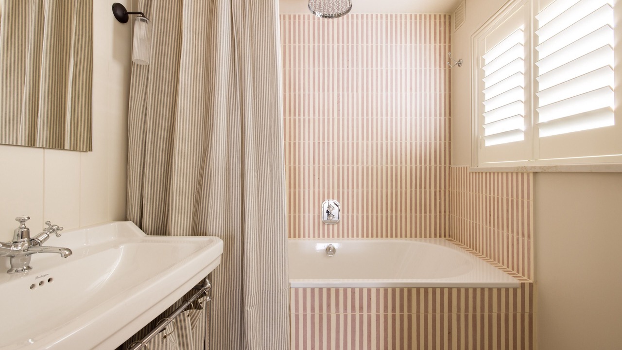 Photo of Bathroom in Royal Borough of Kensington and Chelsea