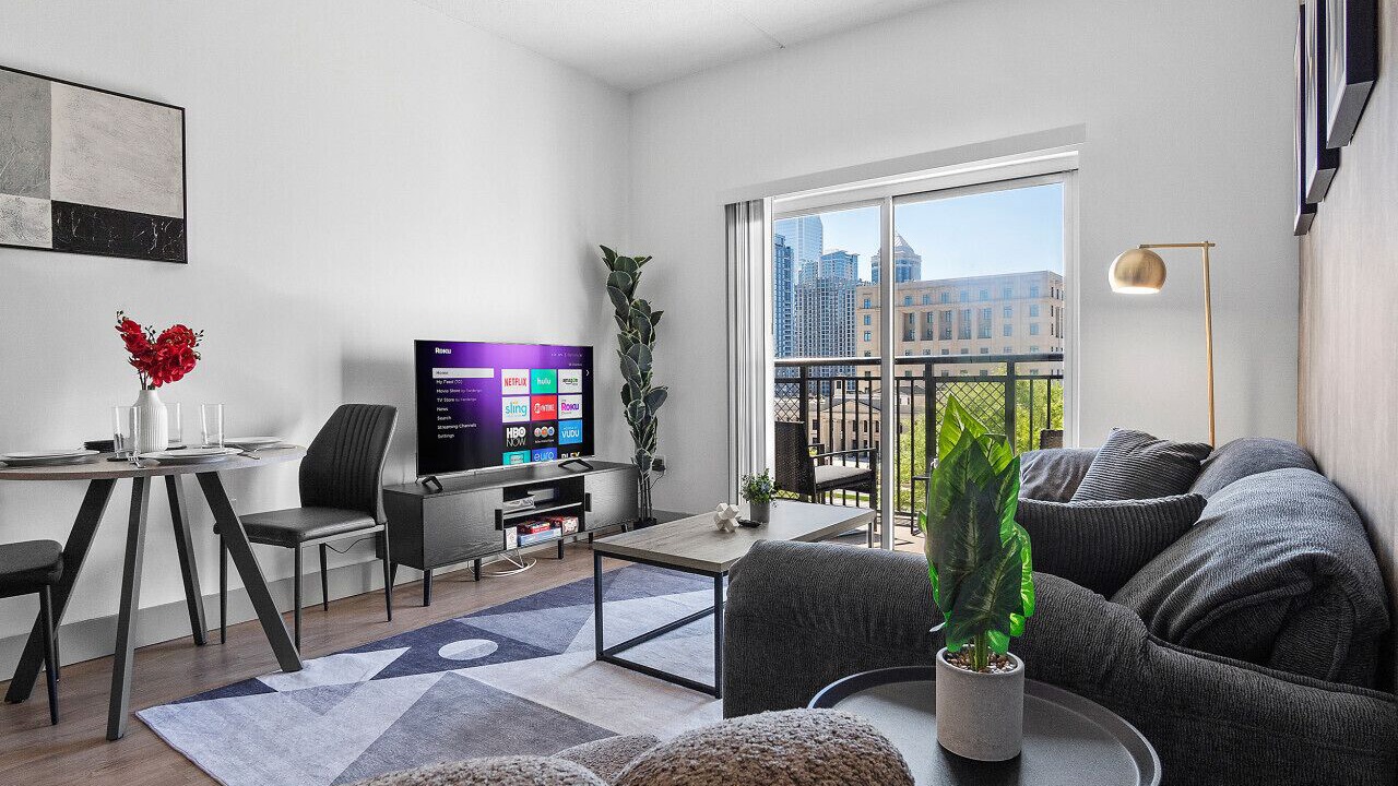 Photo of Livingroom in Charlotte Center City