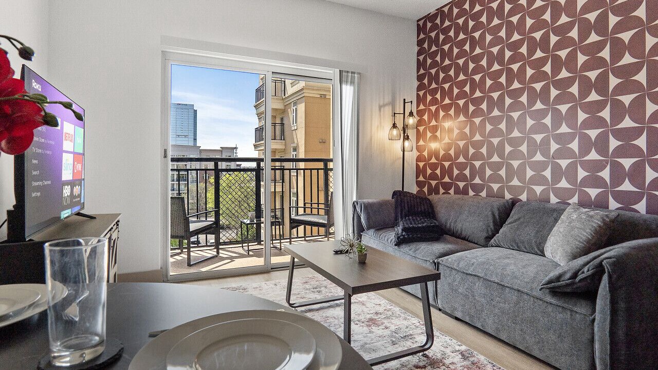 Photo of Livingroom in Charlotte Center City