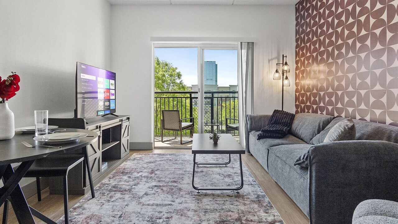 Photo of Livingroom in Charlotte Center City