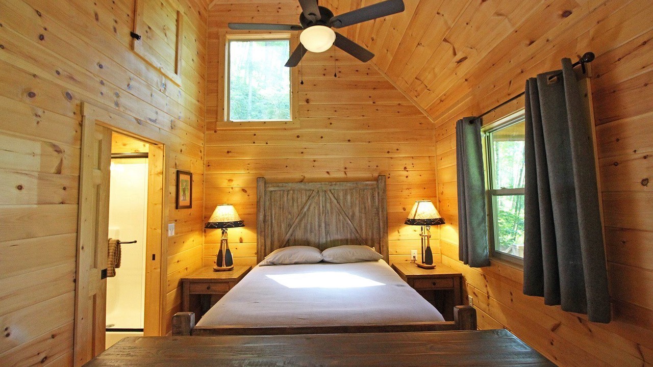 Photo of Bedroom in Bryson City