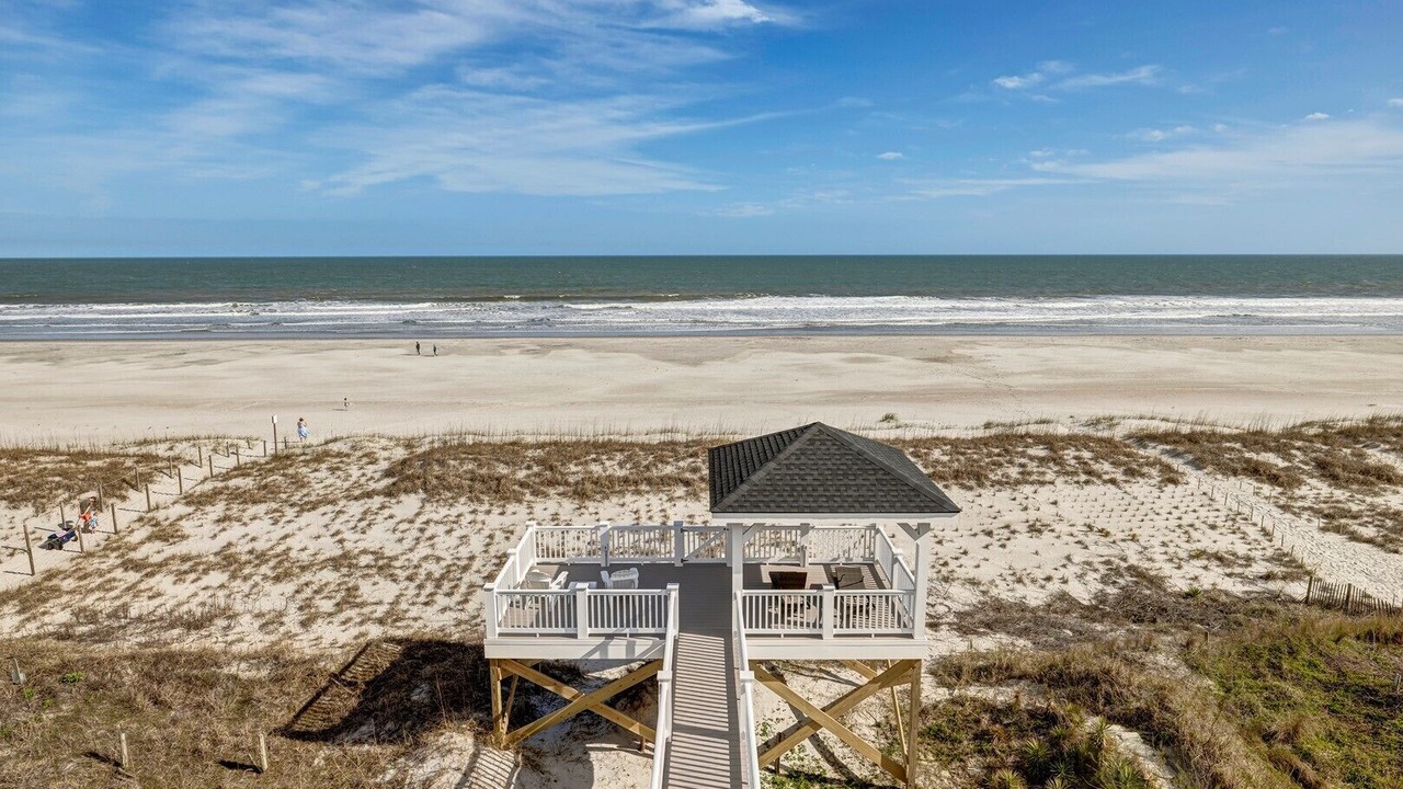 Photo of Patio Balcony in Topsail Beach