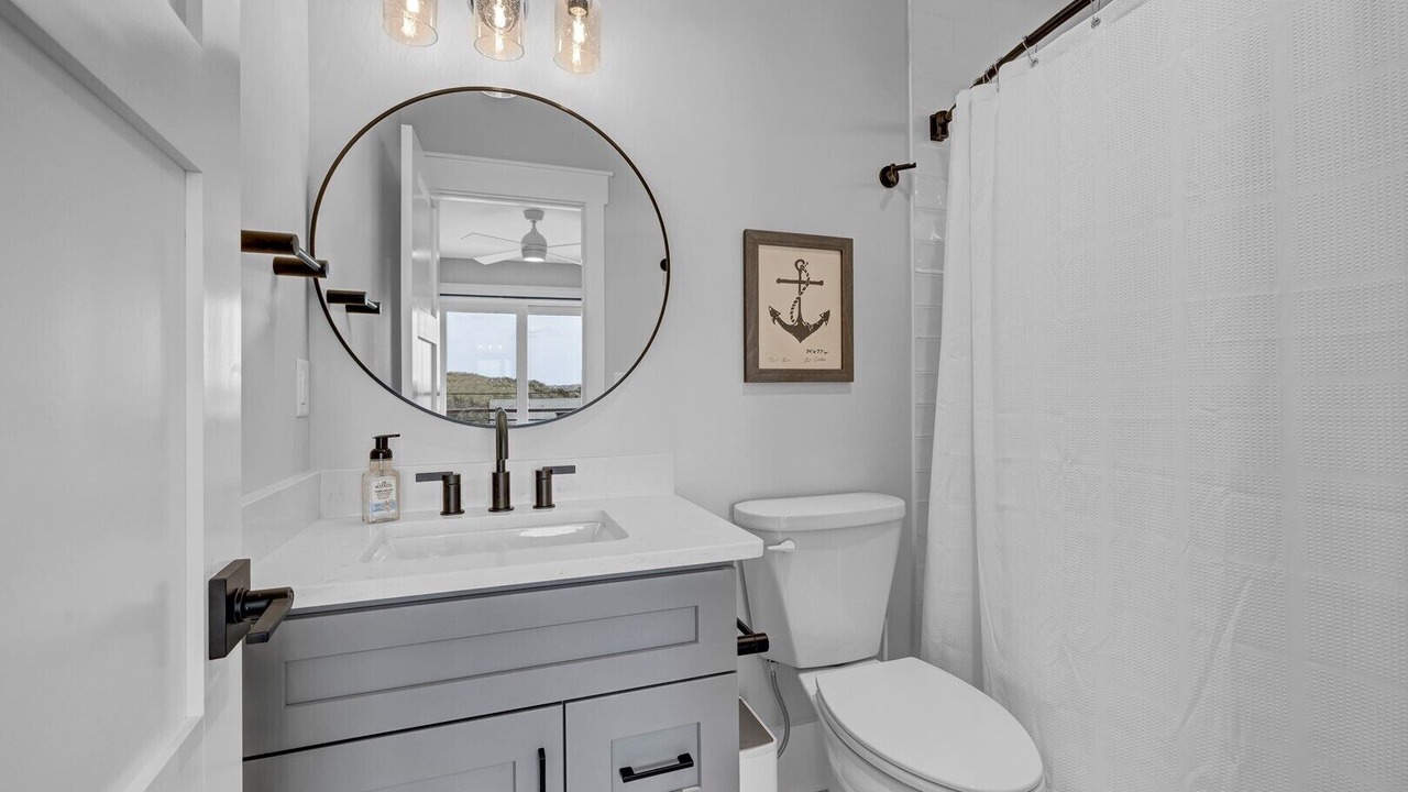 Photo of Bathroom in Topsail Beach