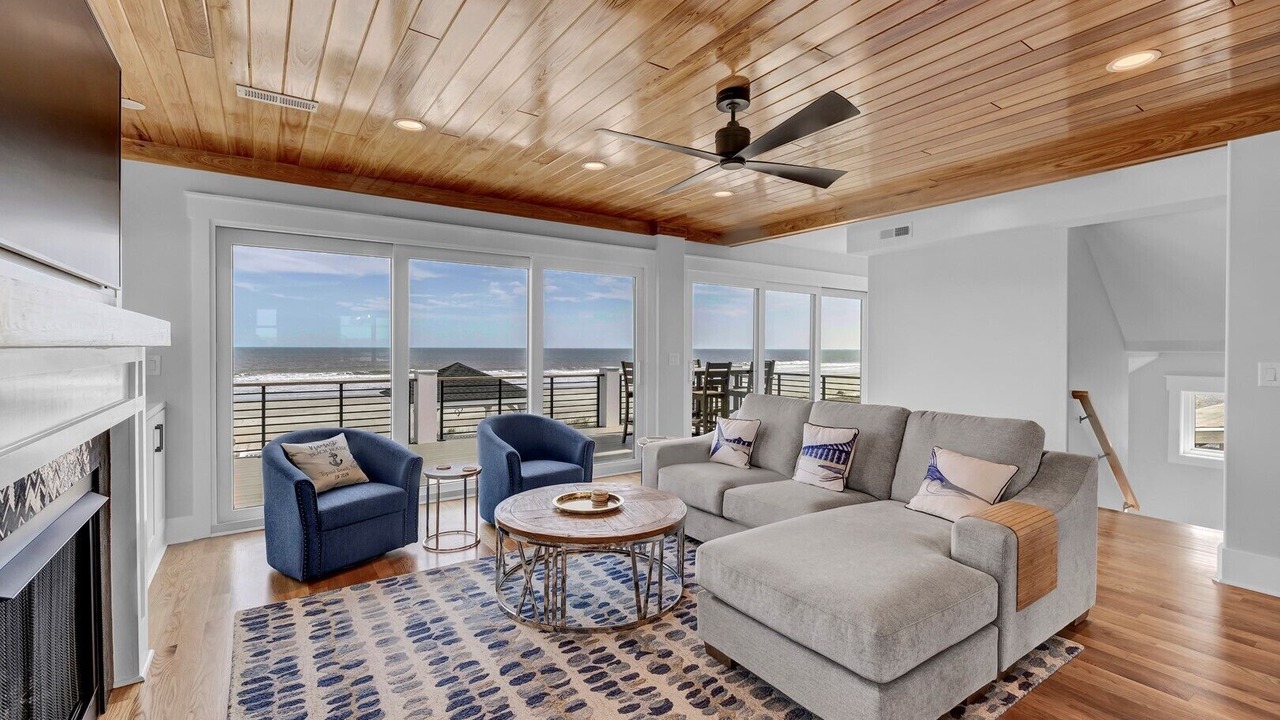 Photo of Livingroom in Topsail Beach