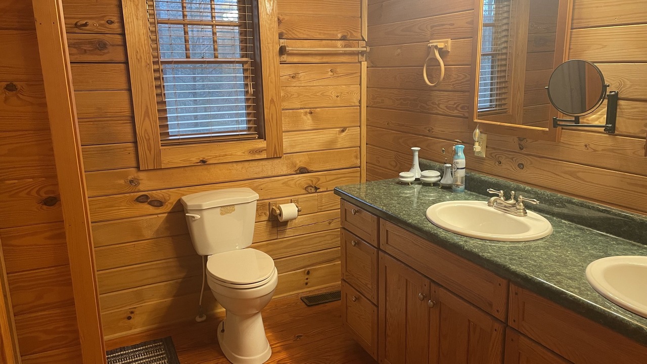Photo of Bathroom in Vein Mountain