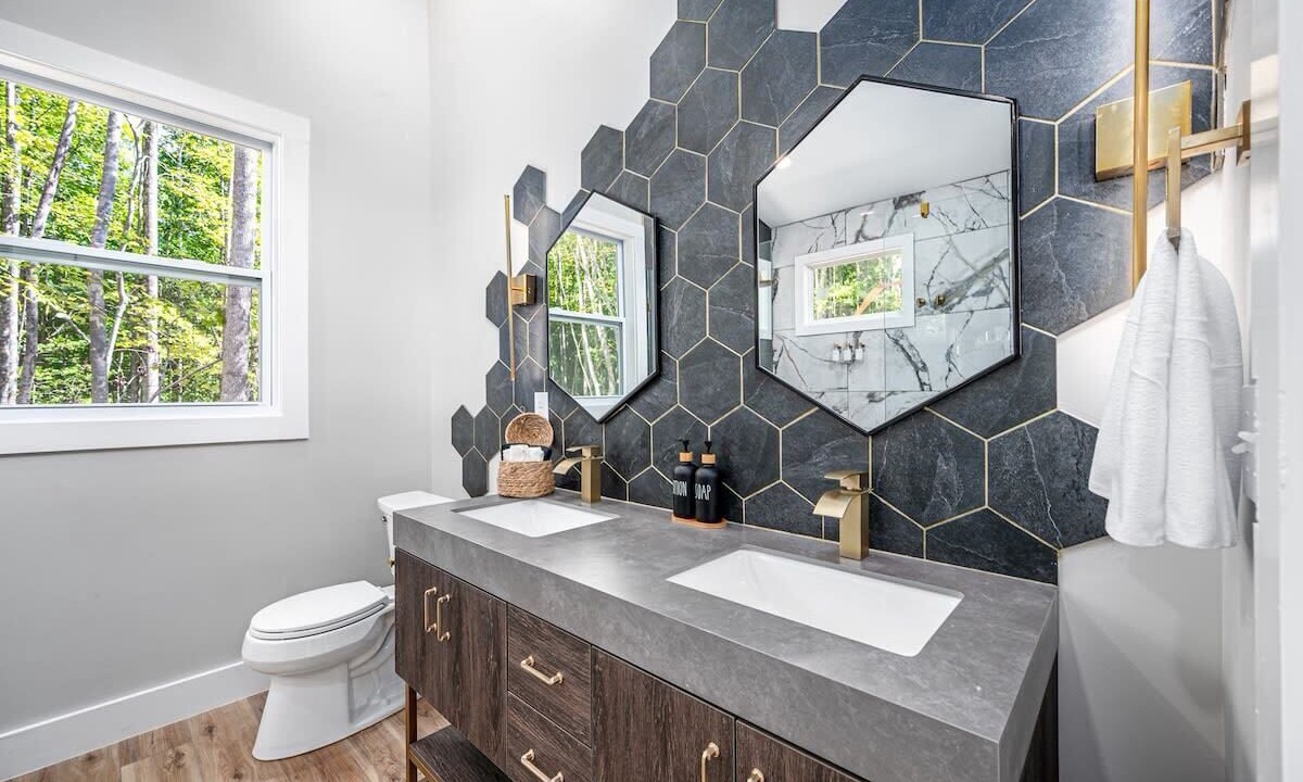 Photo of Bathroom in Bynum