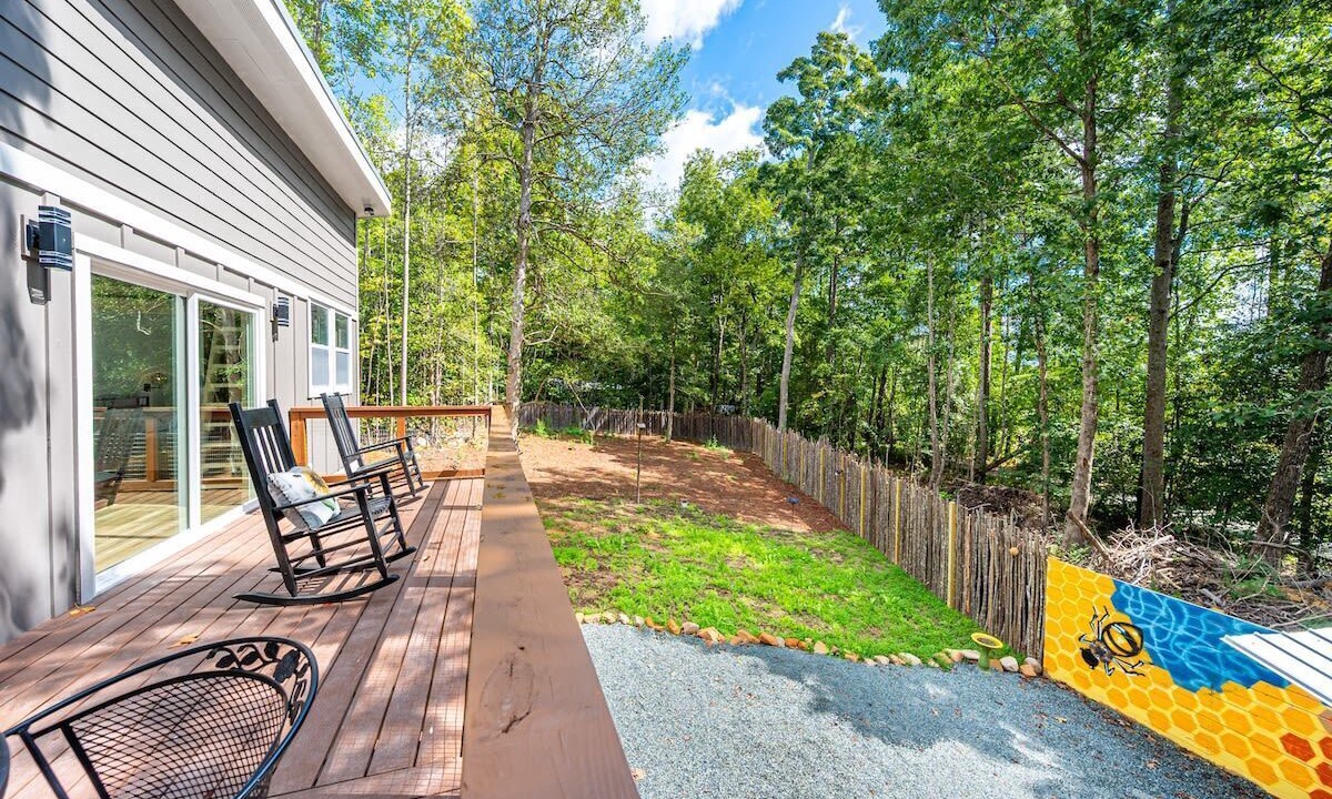 Photo of Patio Balcony in Bynum