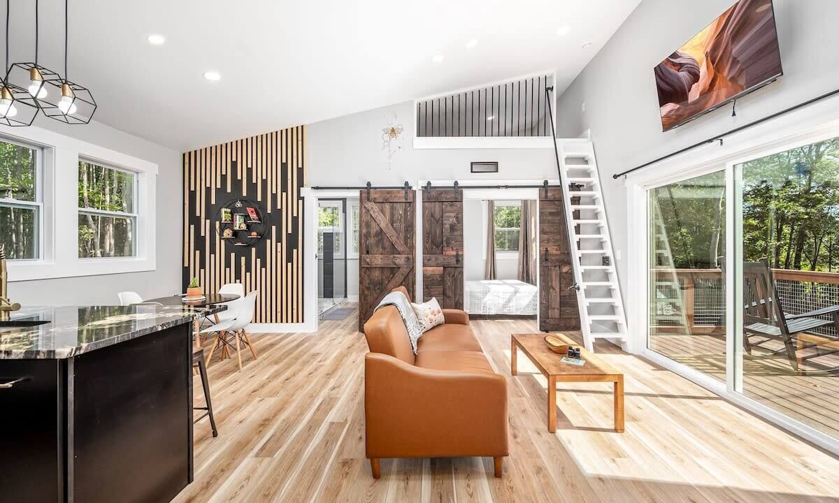 Photo of Livingroom in Bynum