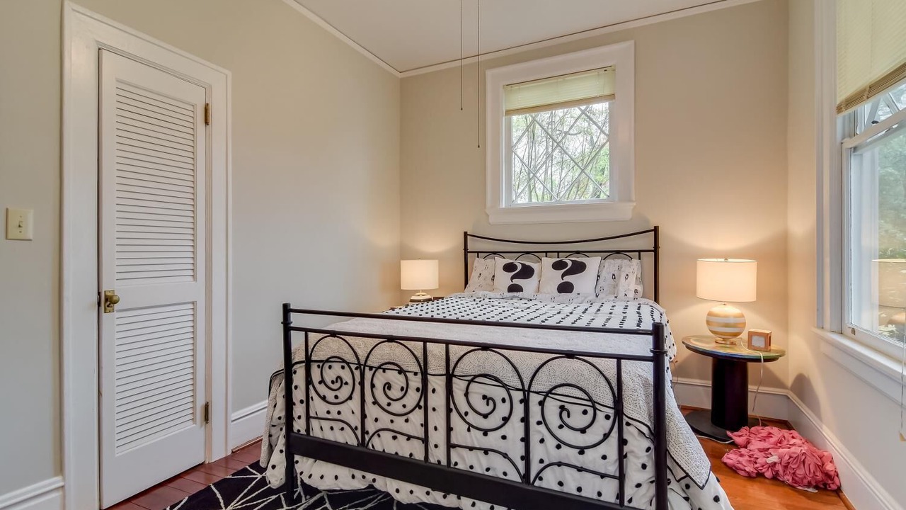 Photo of Bedroom in Summerville