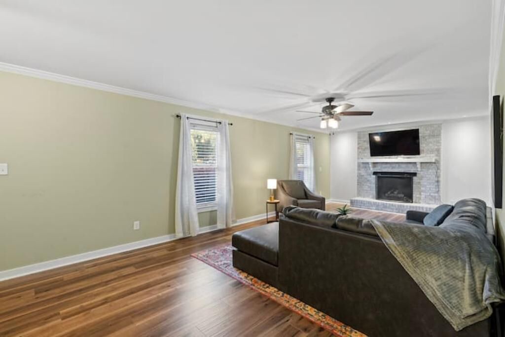 Photo of Livingroom in Huntersville