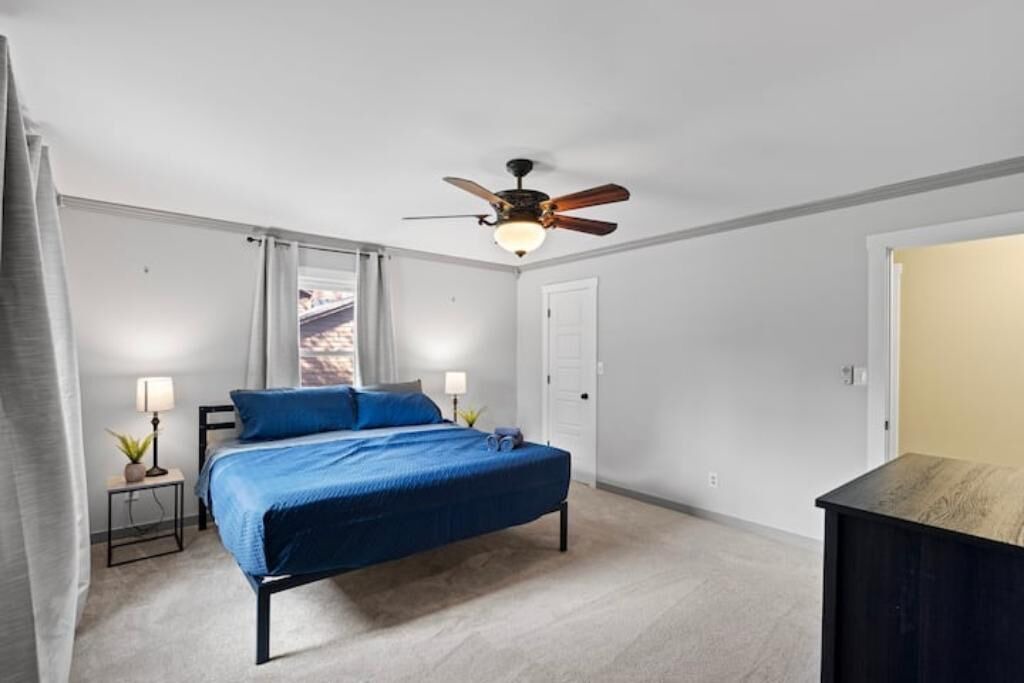 Photo of Bedroom in Huntersville