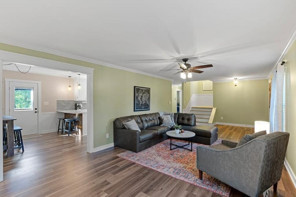 Photo of Livingroom in Huntersville