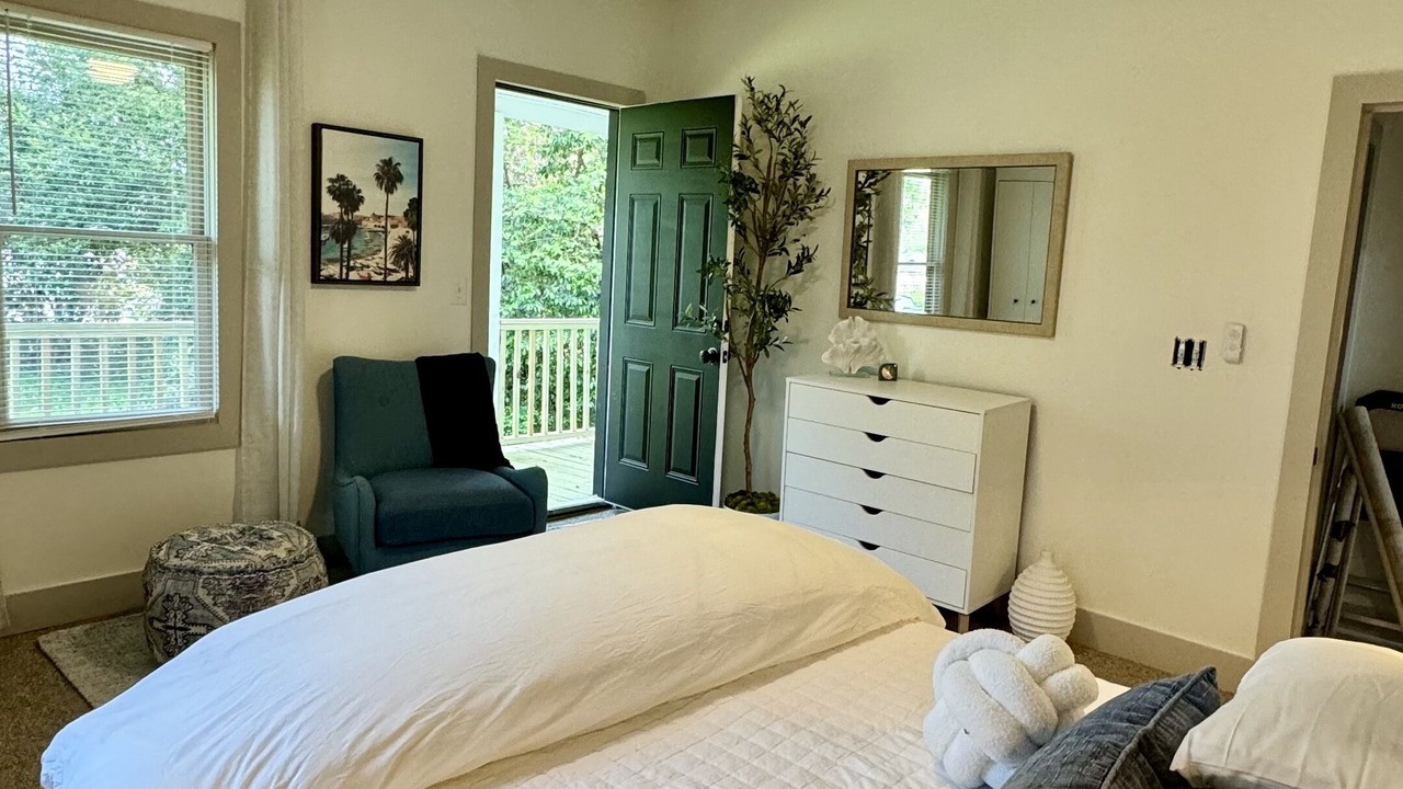 Photo of Bedroom in Summerville