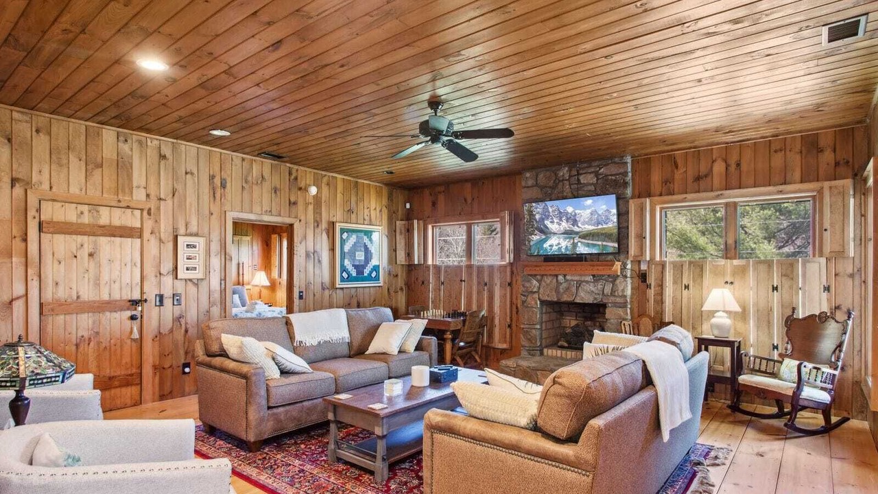 Photo of Bedroom in West Jefferson