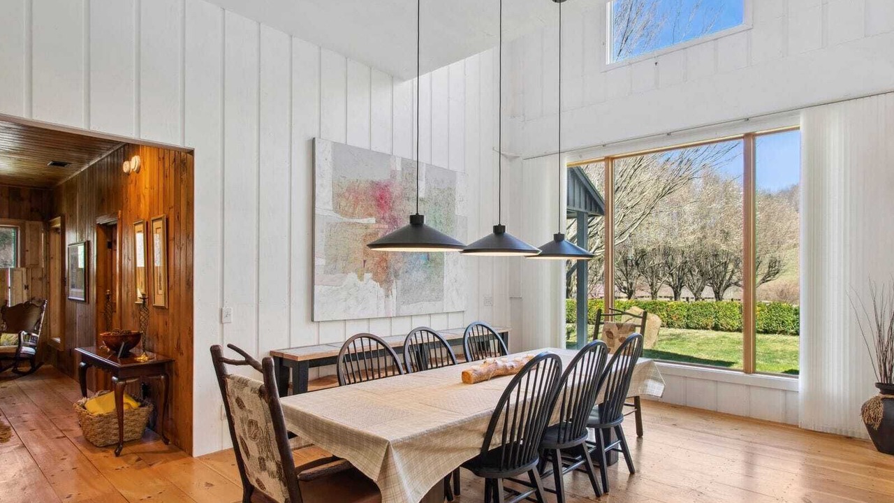 Photo of Bedroom in West Jefferson
