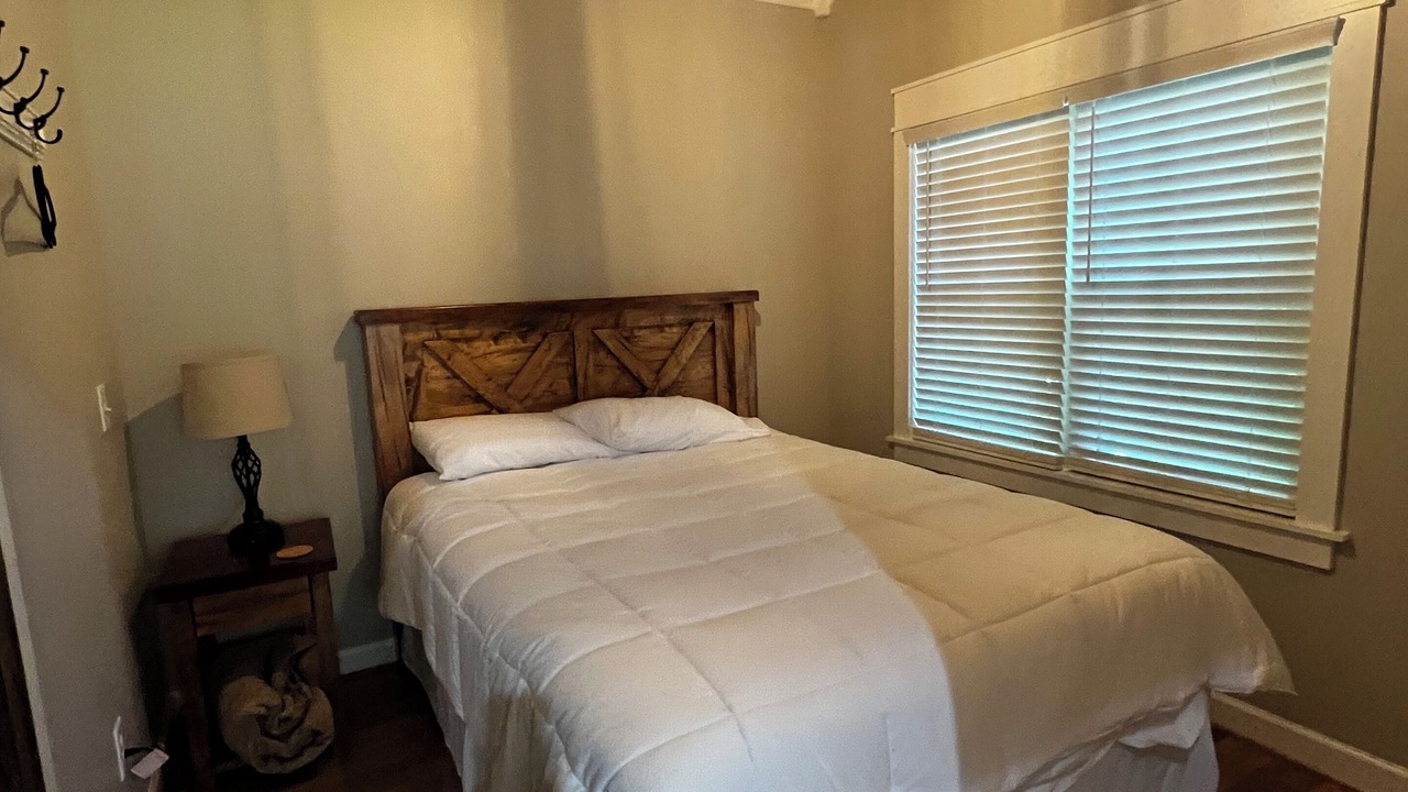 Photo of Bedroom in Thurmond