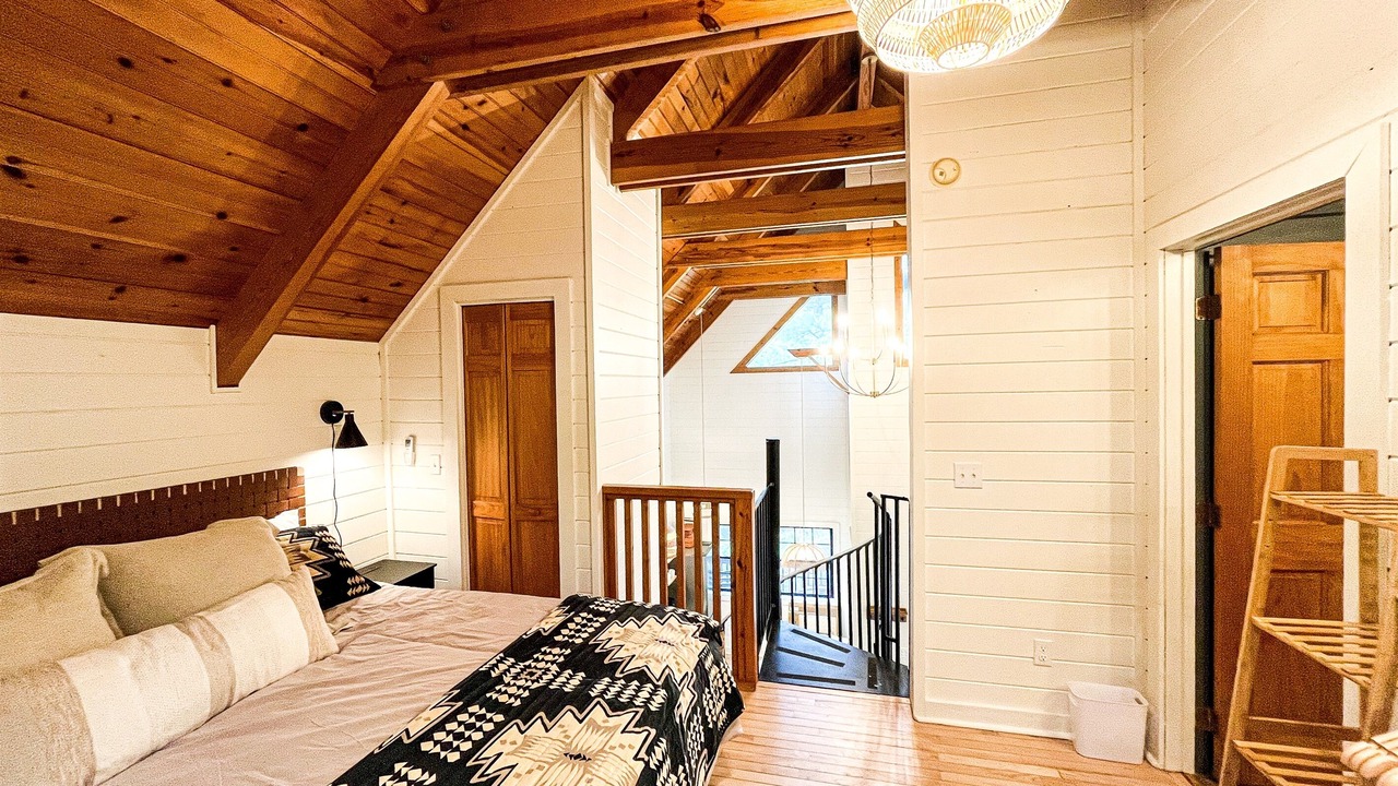 Photo of Bedroom in Bear Den