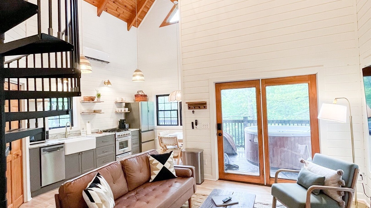 Photo of Livingroom in Bear Den