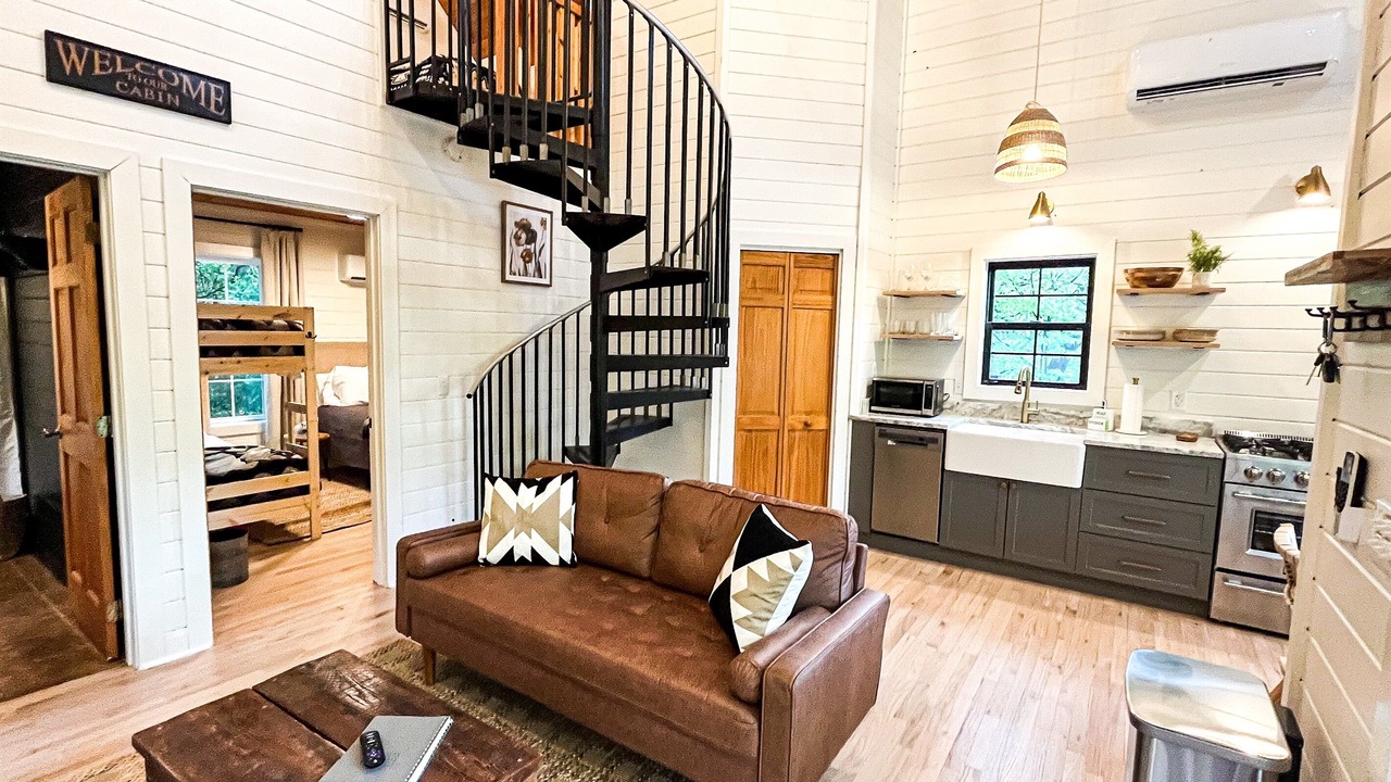 Photo of Livingroom in Bear Den