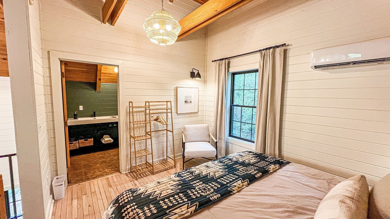 Photo of Bedroom in Bear Den
