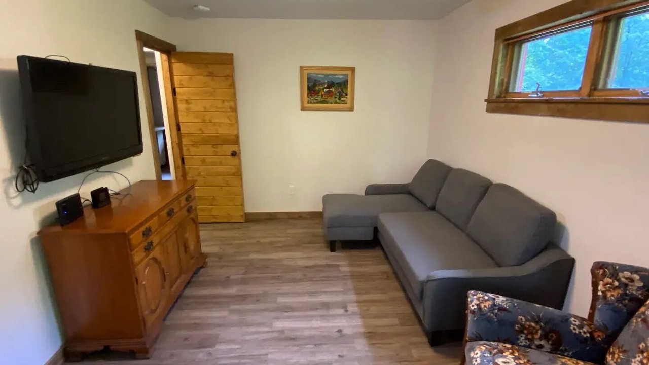 Photo of Livingroom in Brevard