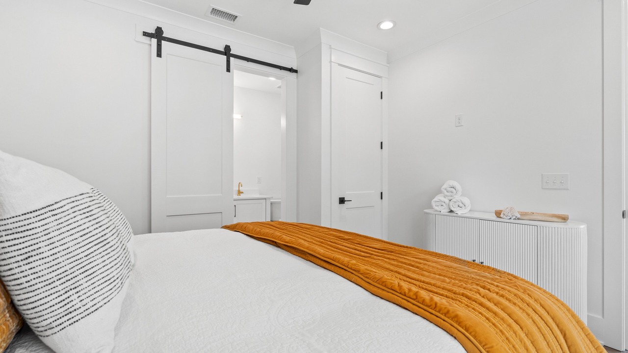 Photo of Bedroom in Tranquil Harbour