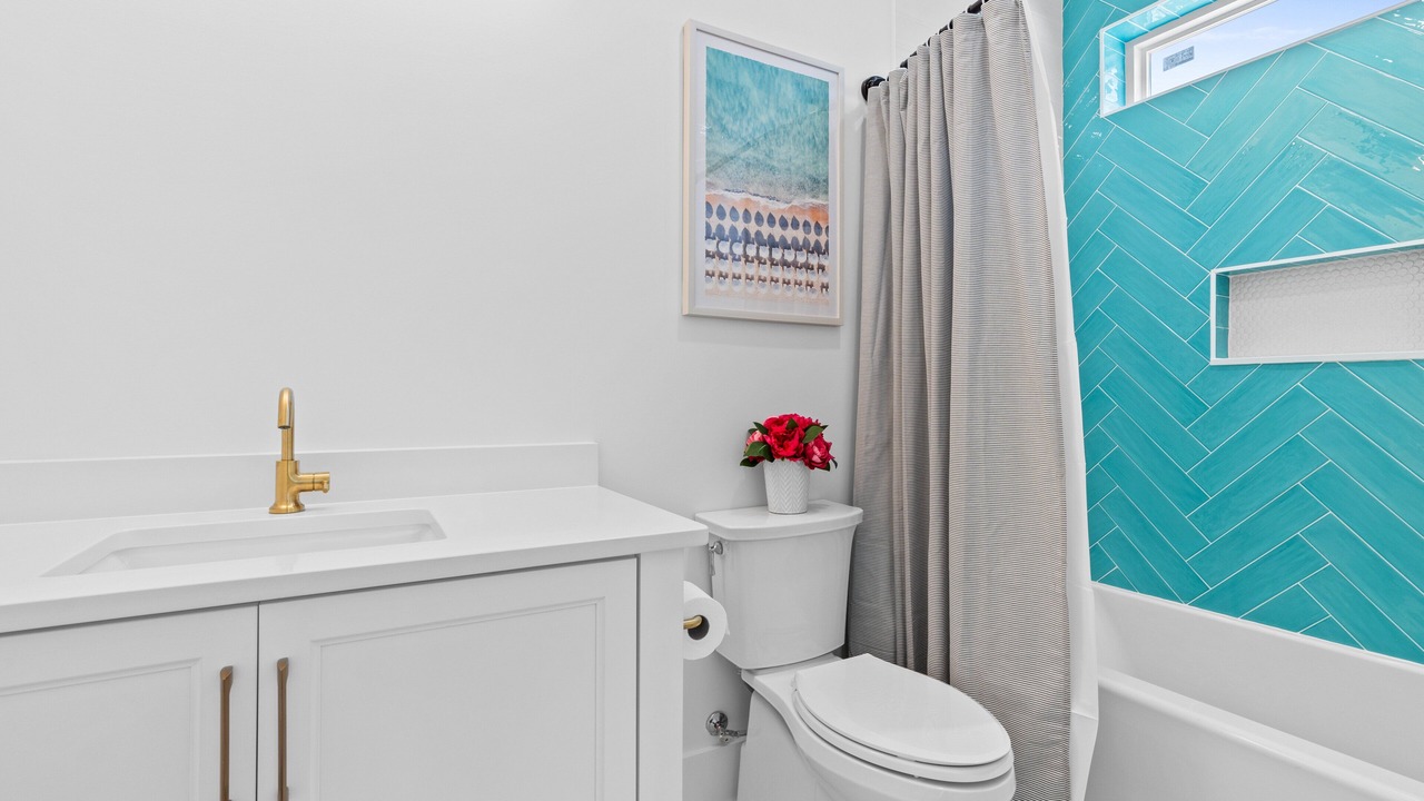 Photo of Bathroom in Tranquil Harbour