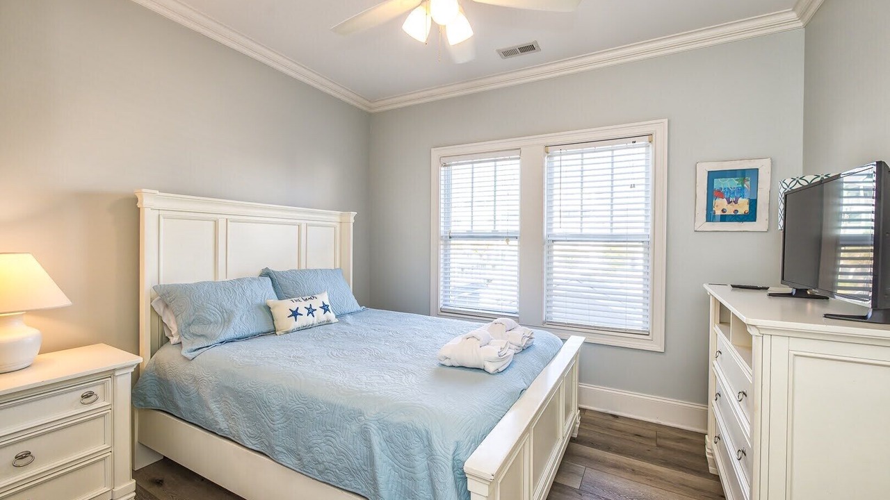 Photo of Bedroom in Wilmington Beach