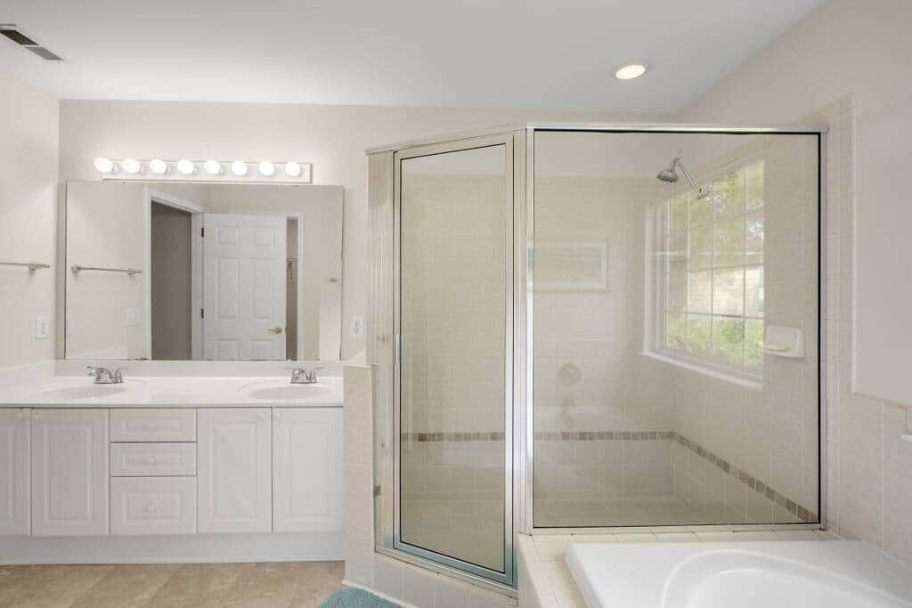 Photo of Bathroom in Caswell Beach