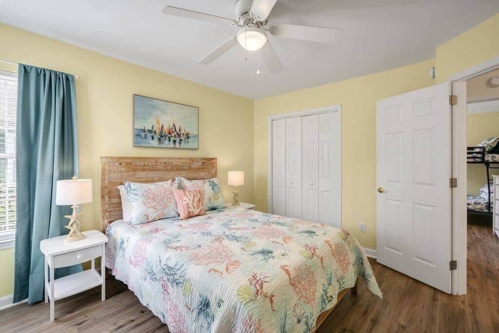 Photo of Bedroom in Caswell Beach