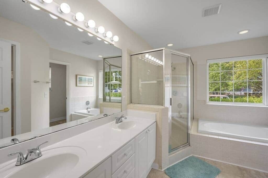 Photo of Bathroom in Caswell Beach
