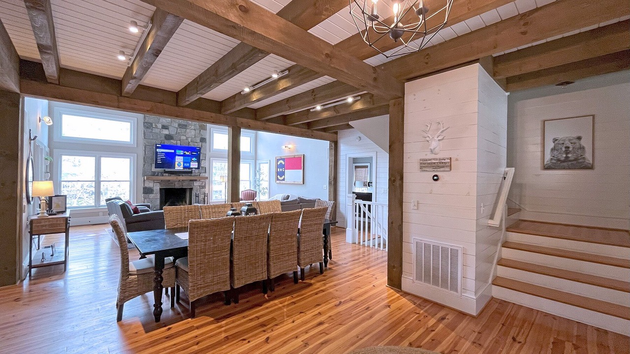Photo of Bedroom in Lake Lure