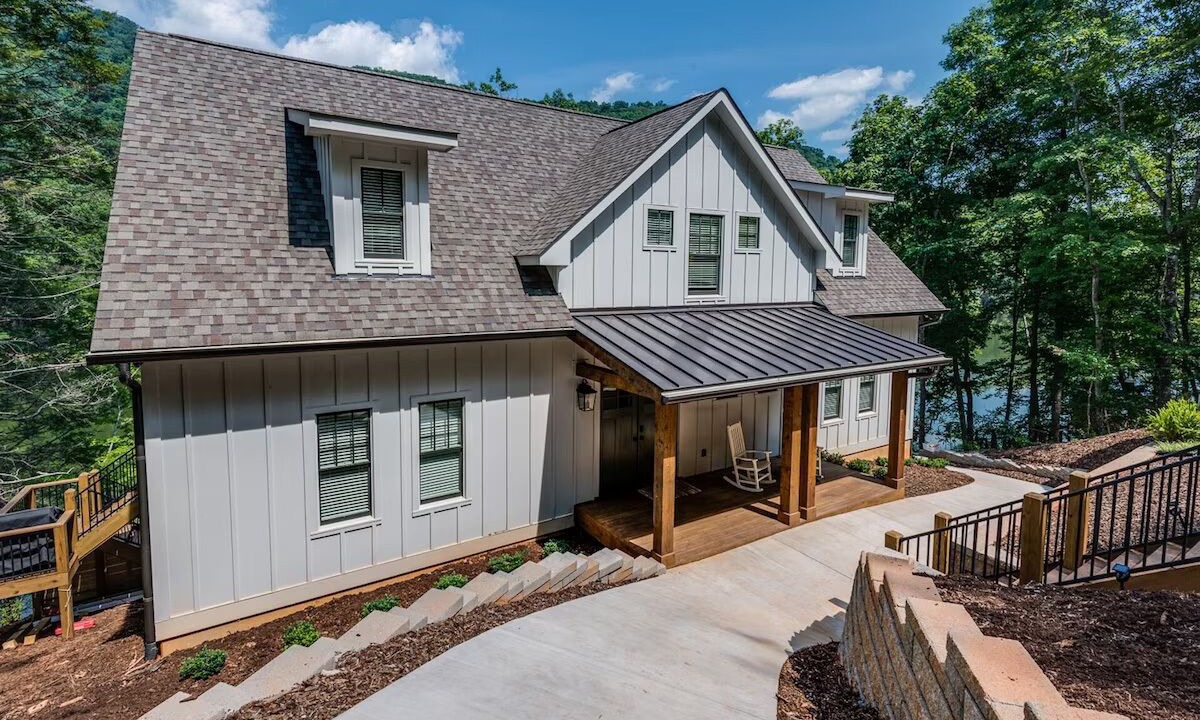 Photo of Outdoor in Lake Lure