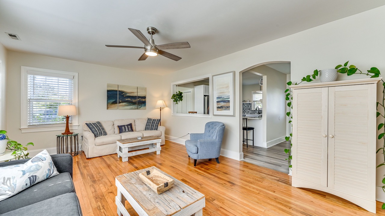 Photo of Livingroom in New Bern