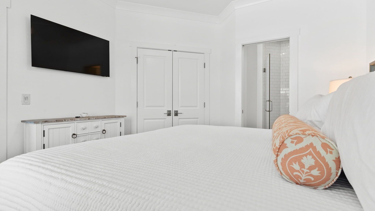 Photo of Bedroom in Ocean Isle Beach