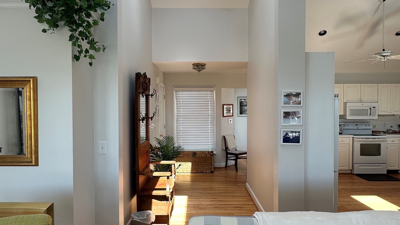 Photo of Livingroom in Carteret County