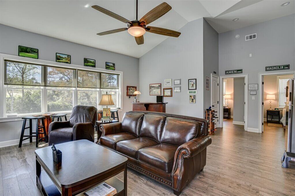 Photo of Livingroom in Summerville