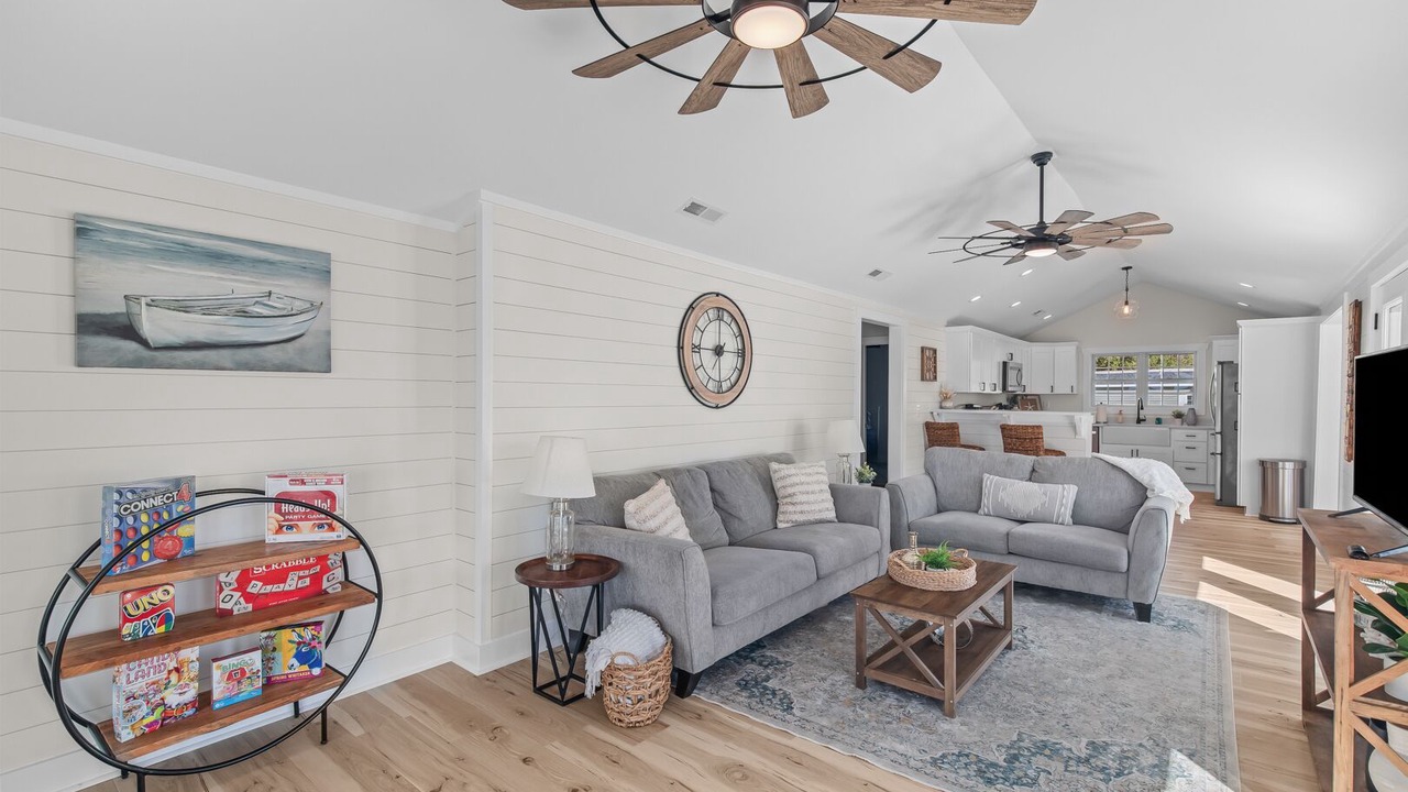Photo of Livingroom in Newport