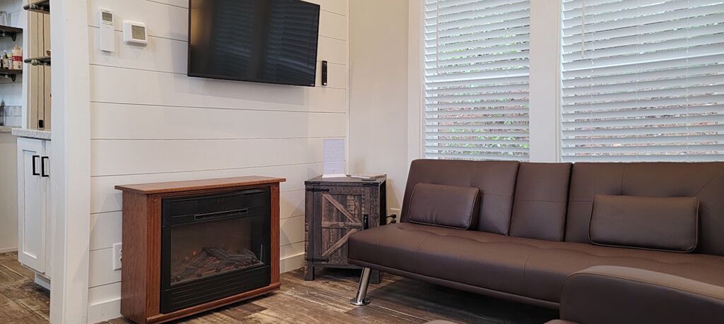 Photo of Livingroom in Robbinsville