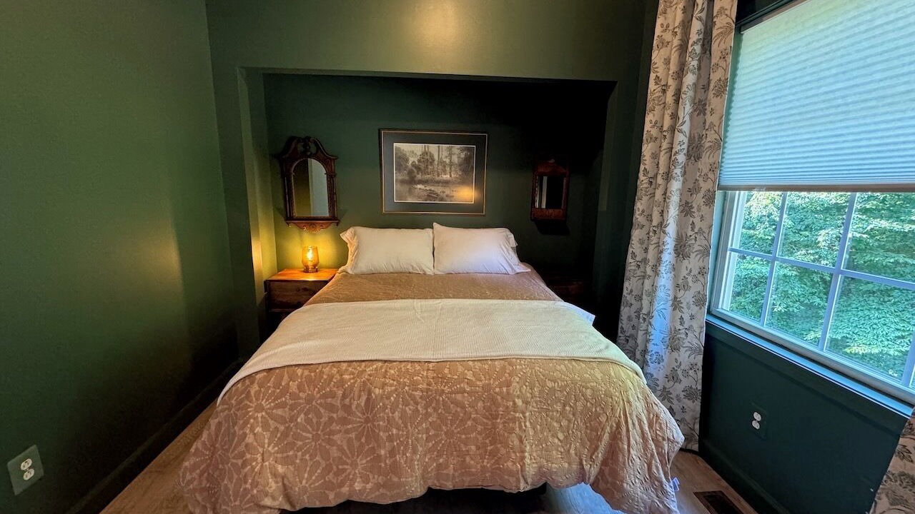 Photo of Bedroom in Albemarle
